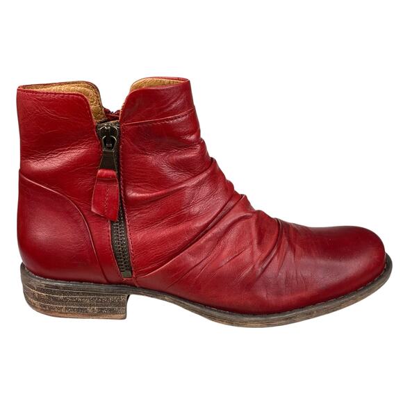 Miz Mooz Women’s Luna Red Leather Ruched Ankle Boot Size 37 US 6.5/7 - Picture 1 of 11